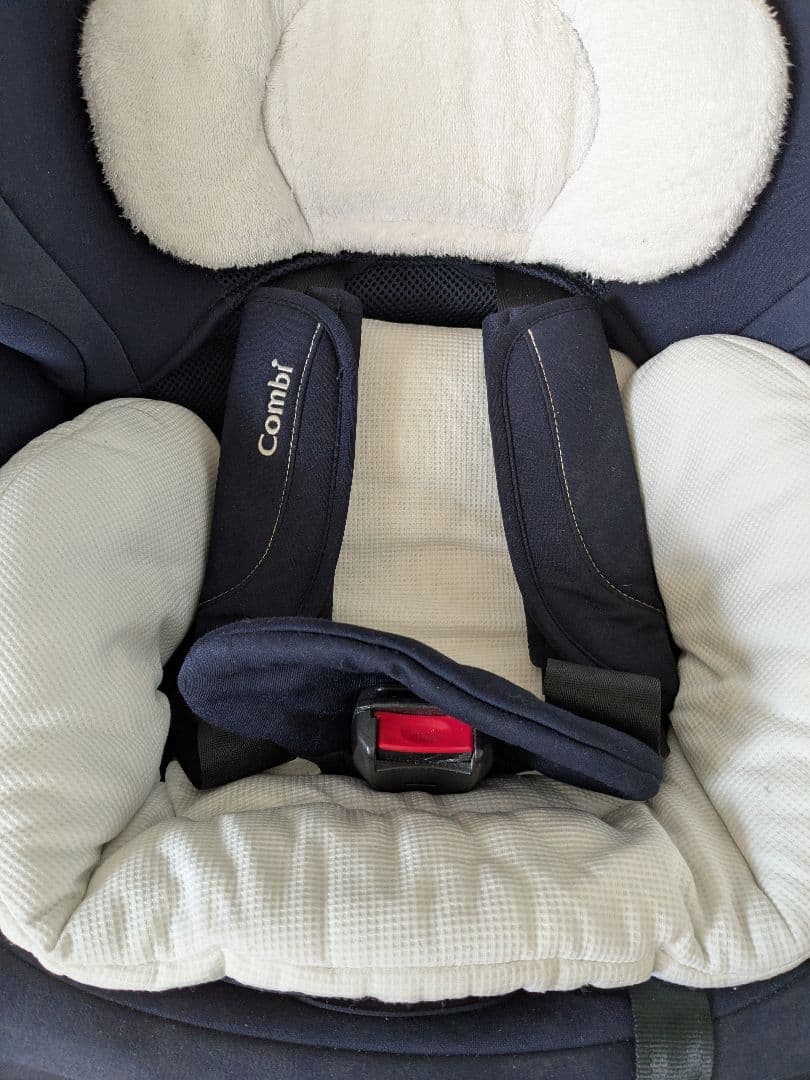 Combi クルムーヴスマート isofix ネイビー
