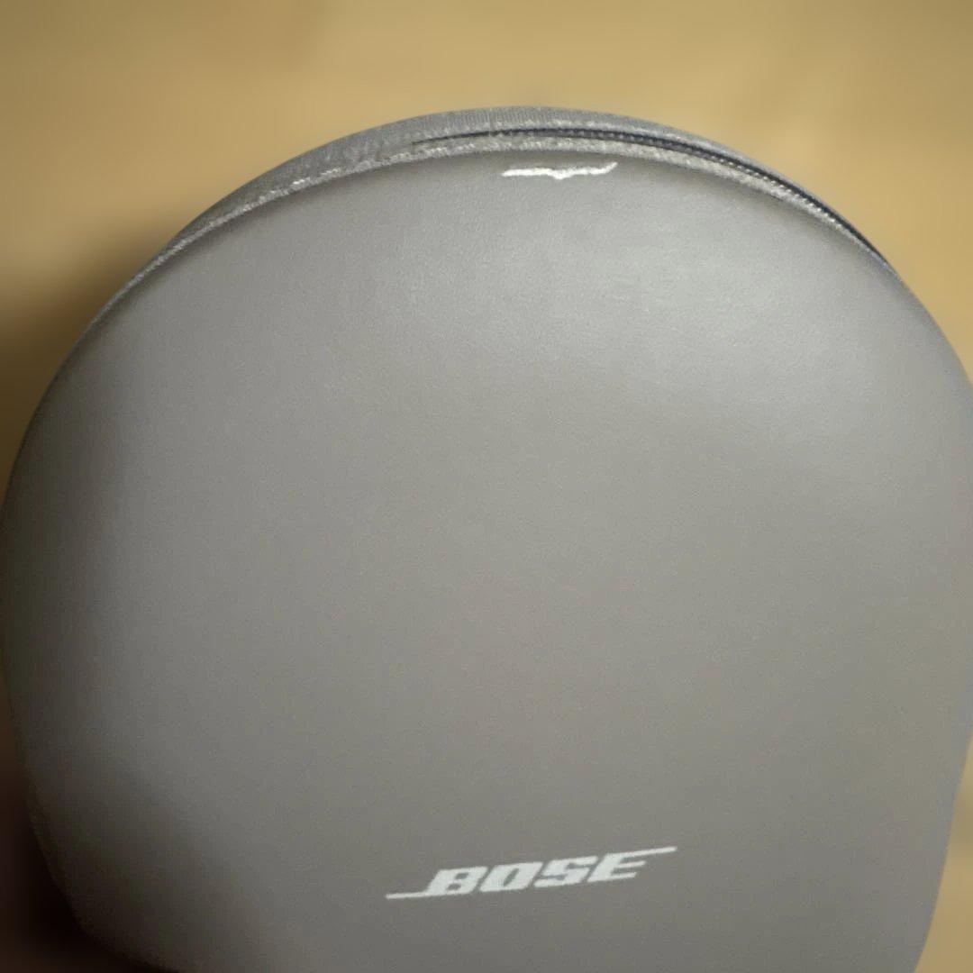 R*s様 Bose ワイヤレスヘッドホン ケースとケーブル