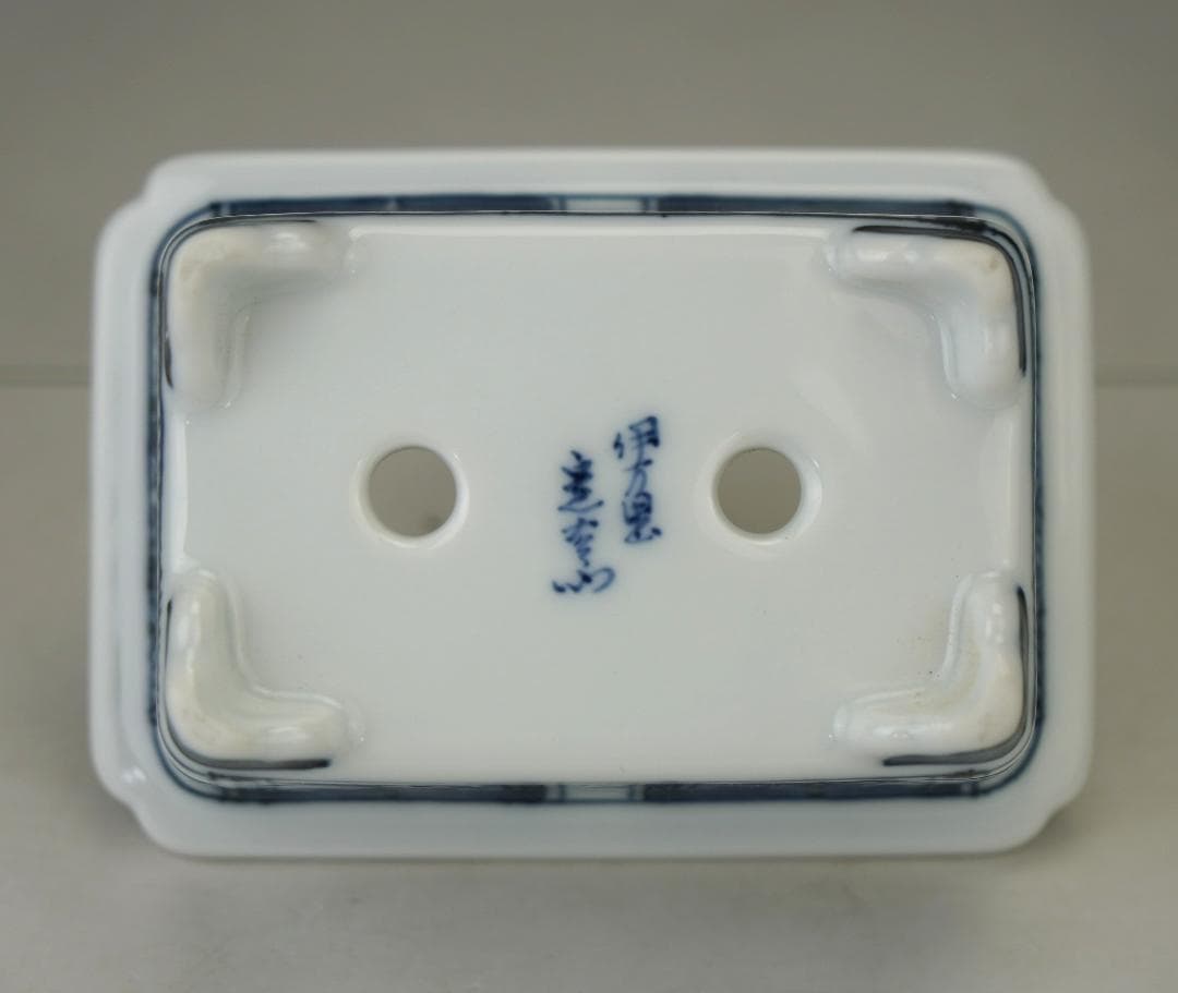 未使用！盆栽鉢 伊万定右衛門　 染付呉須花鳥図絵鉢　外縁隅入段足長方鉢 共箱布有