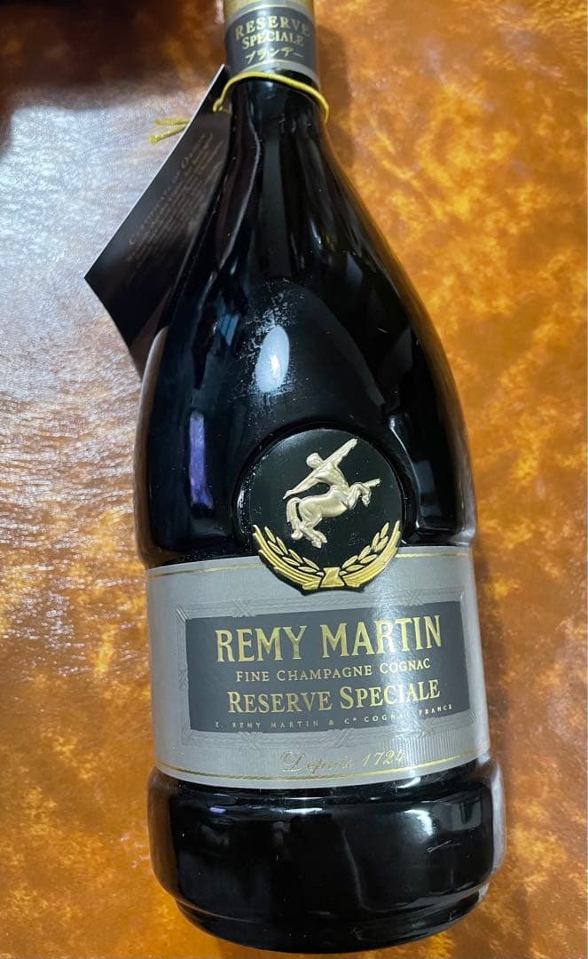 ウイスキー REMY MARTIN RESERVE SPECIALE