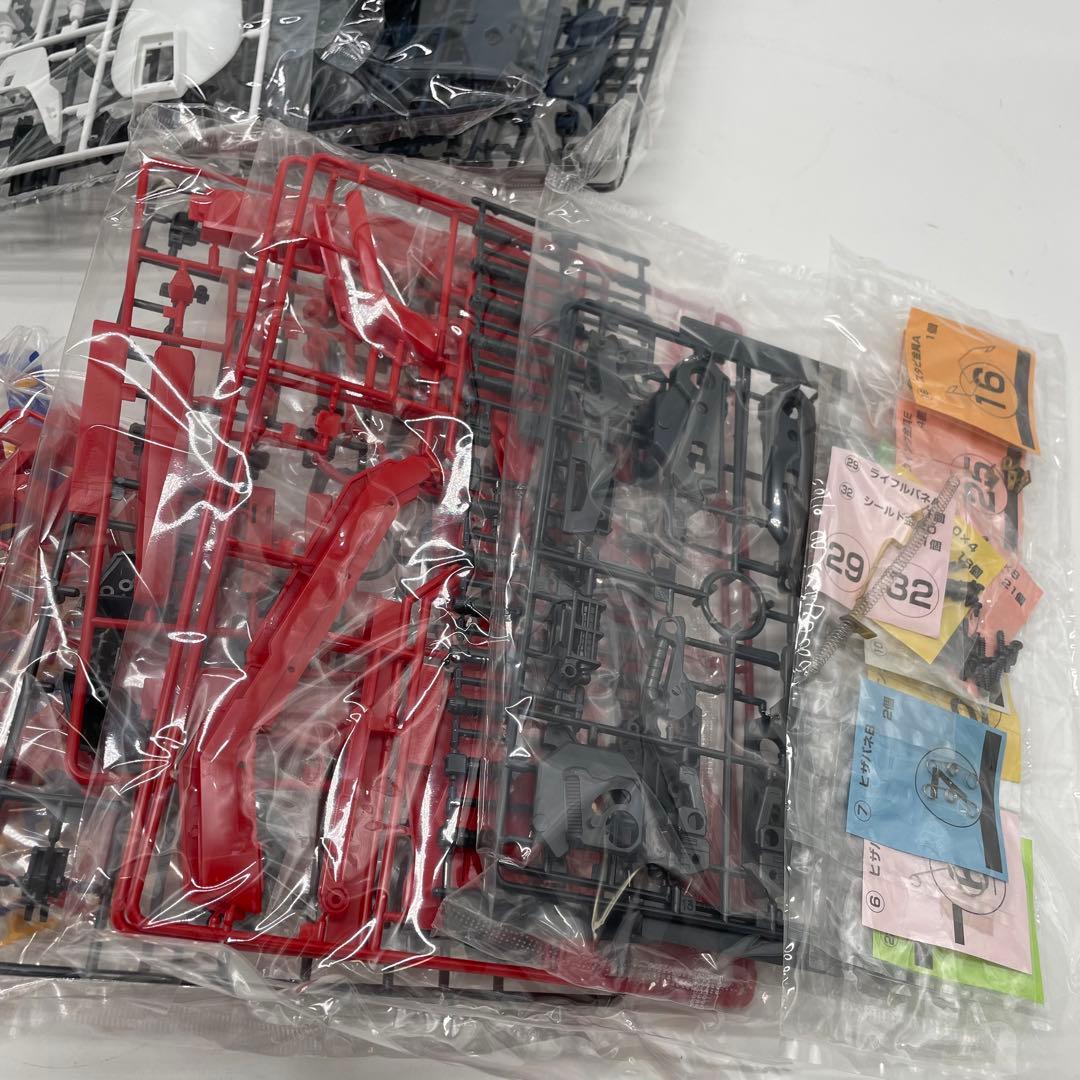 新品未使用 バンダイ プラモデル PG 1/60 MSZ-006 Z ガンダム