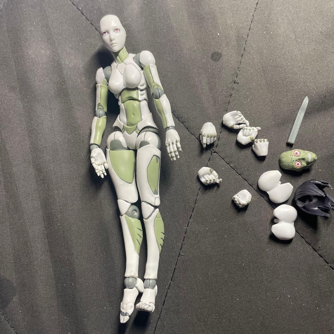 1/12 東亜重工製 合成人間♀ アクションフィギュア