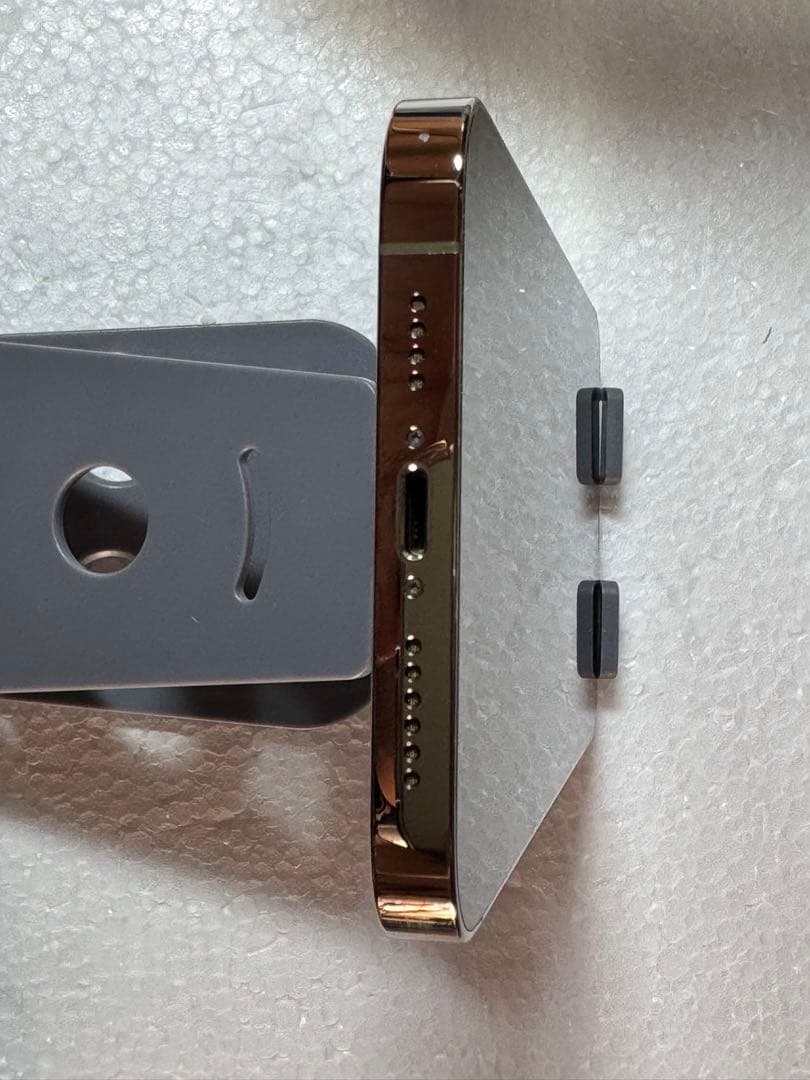 iPhone 13 Pro Max 256 GB ゴールド SIMフリー