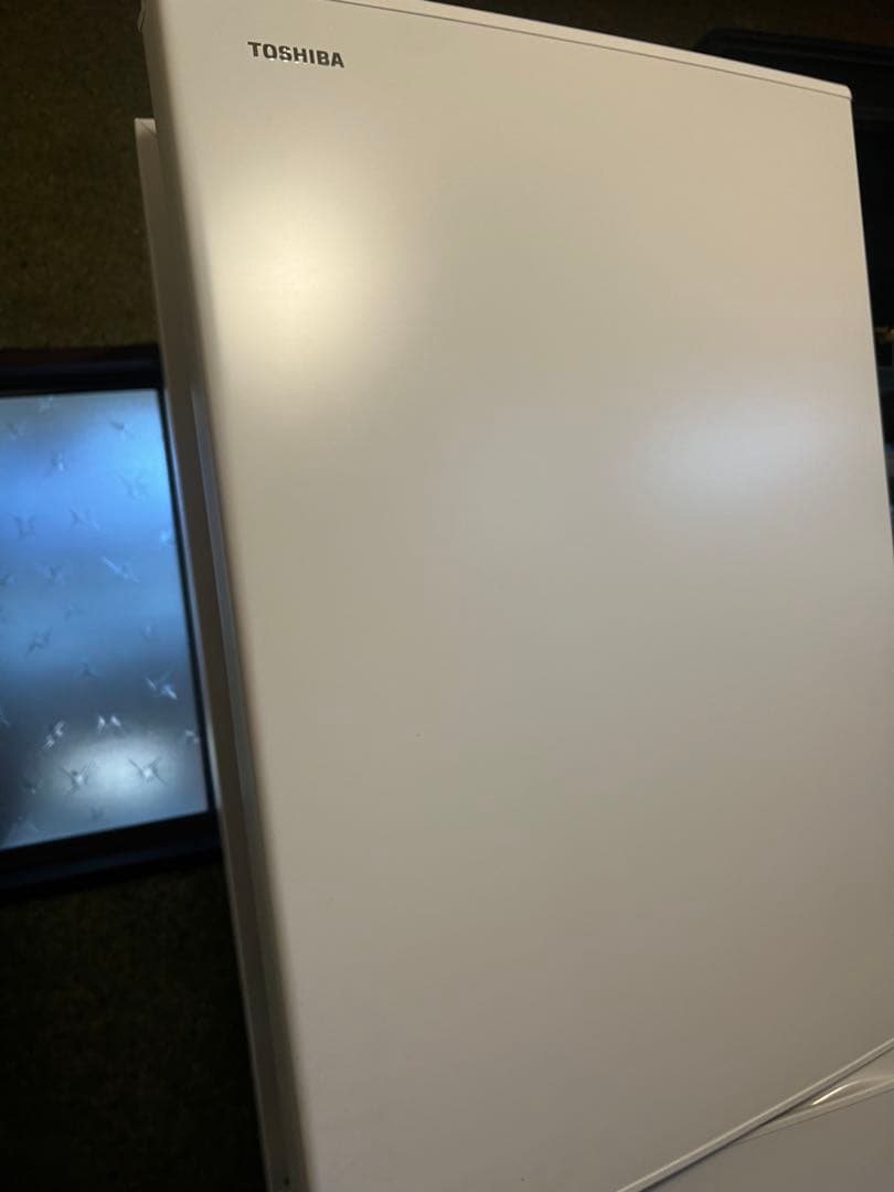 TOSHIBA 冷蔵庫 ホワイト　2023年製　GR-V41GH