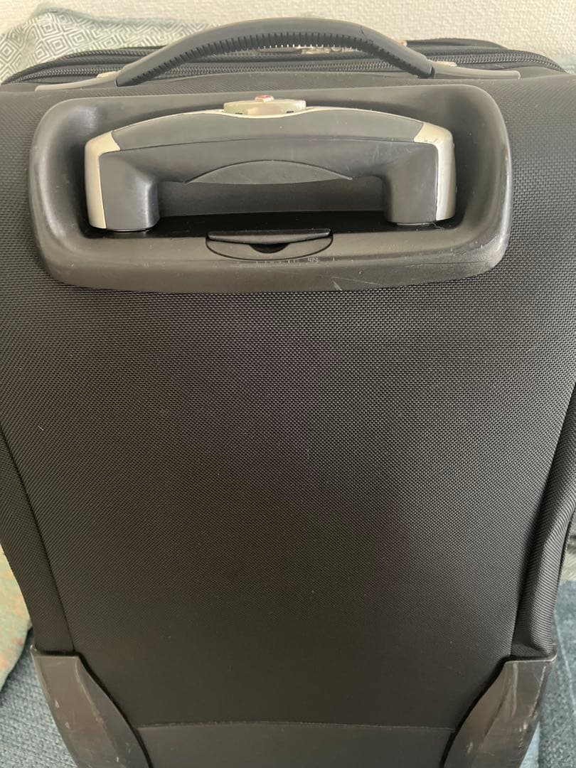 ヴィクトリノックス製スーツケース - 清潔で丁寧に使用された高品質モデル