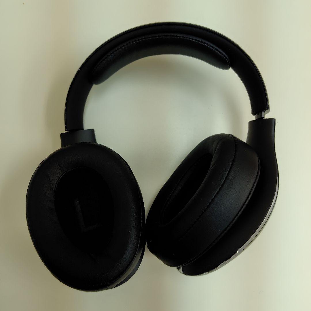 Mercedes ワイヤレスヘッドホン ブラック