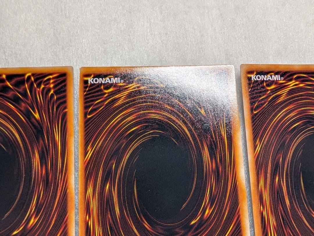 【美品】トライホーンドラゴン＊ゲートガーディアン＊マジシャンオブブラックカオス