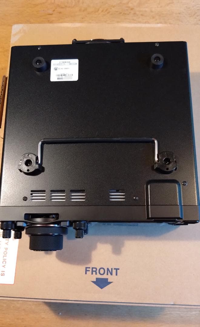 YAESU FTDX10 トランシーバー