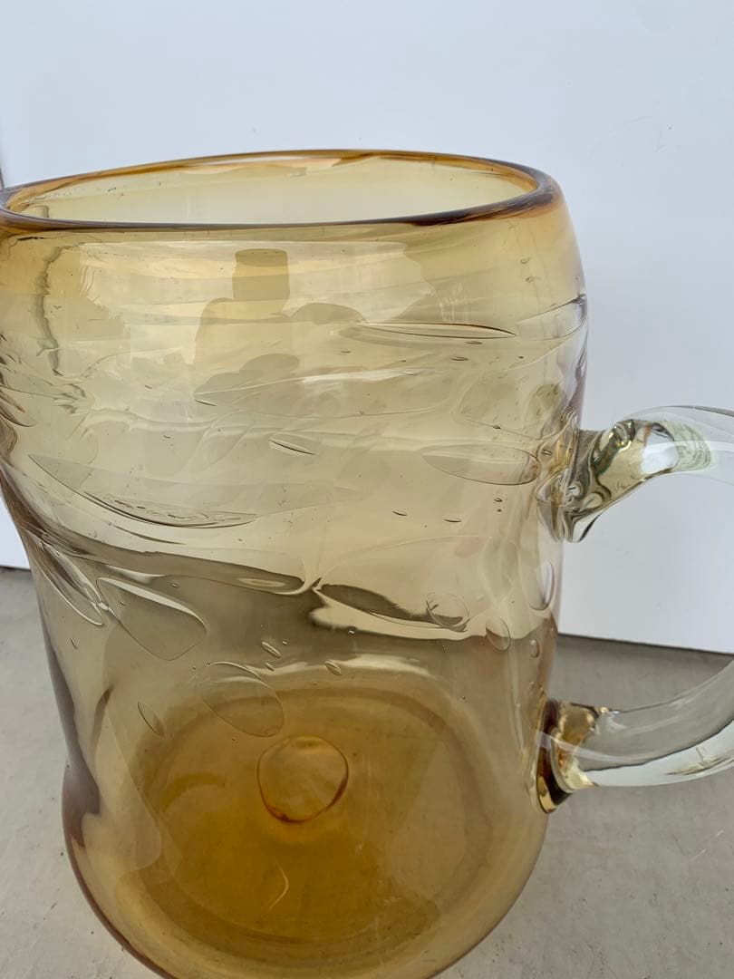 気泡ガラス　特大ビアジョッキ型　鉢　ガラスインテリア　花瓶　レトロ