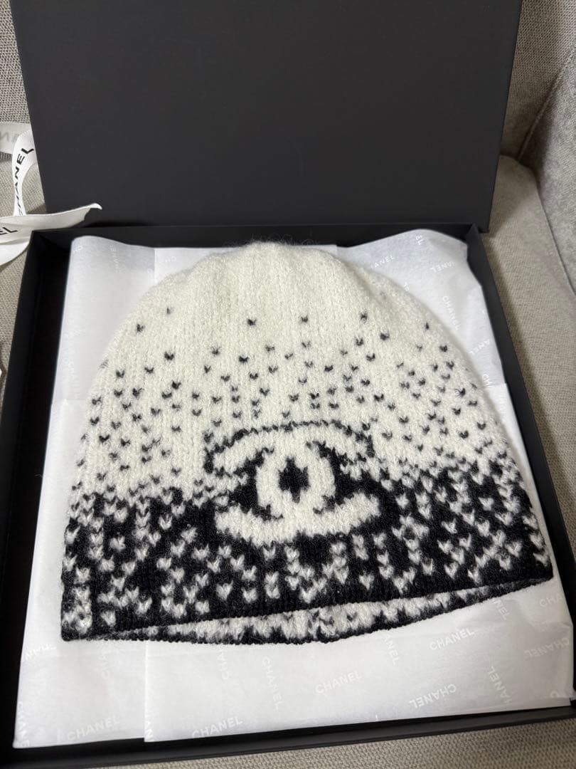 値下げ！新品未使用　シャネル　ニット帽　CCロゴ　coconeige 最新作