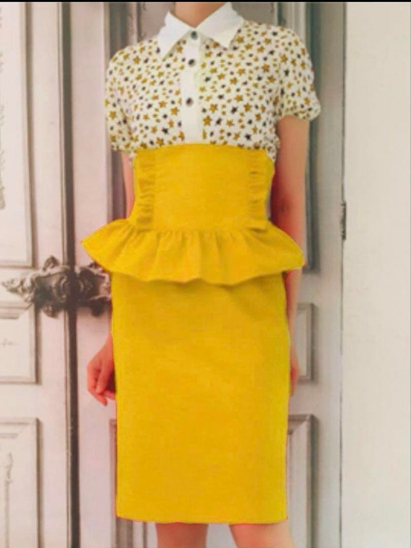 【新品タグ付】manielle ペプラムフリルスカート ゴールド【adk001】