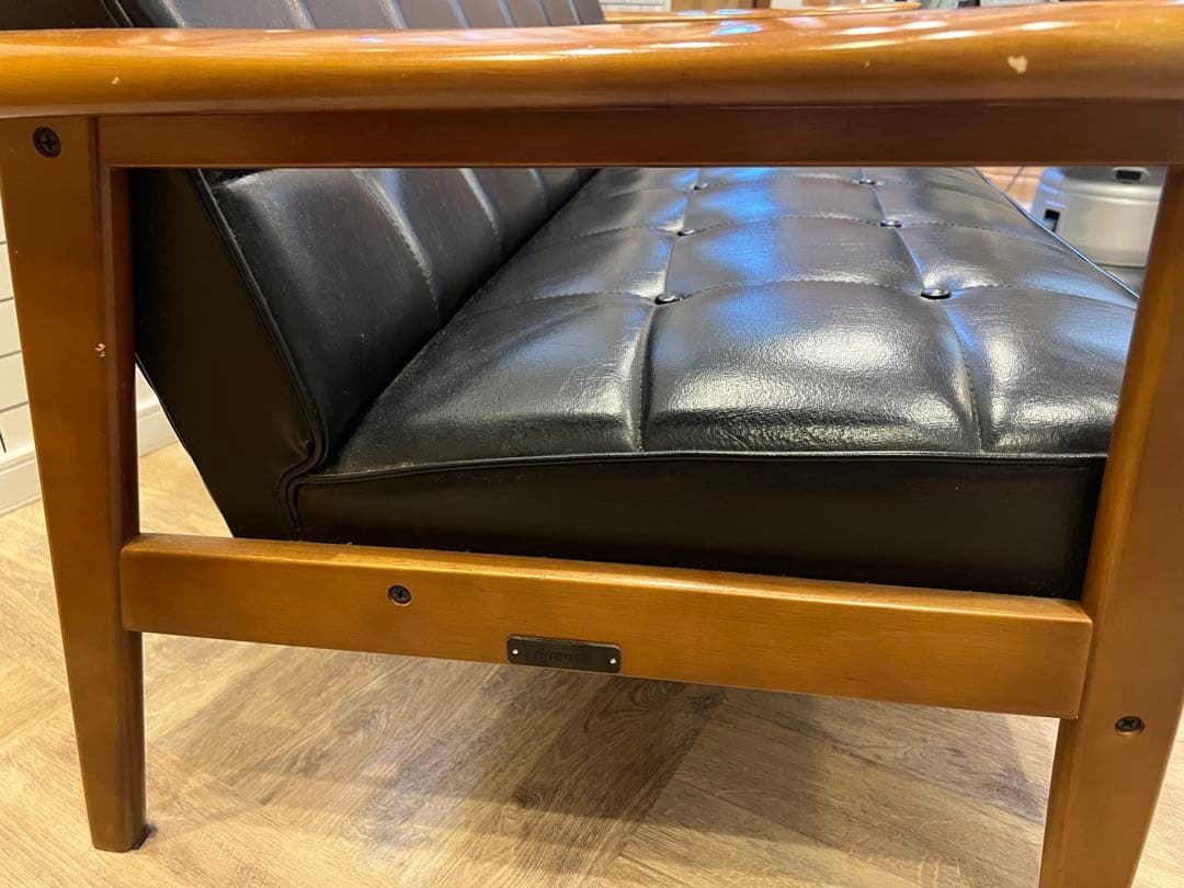 カリモク60 2シーター　ソファ　2人掛け　黒