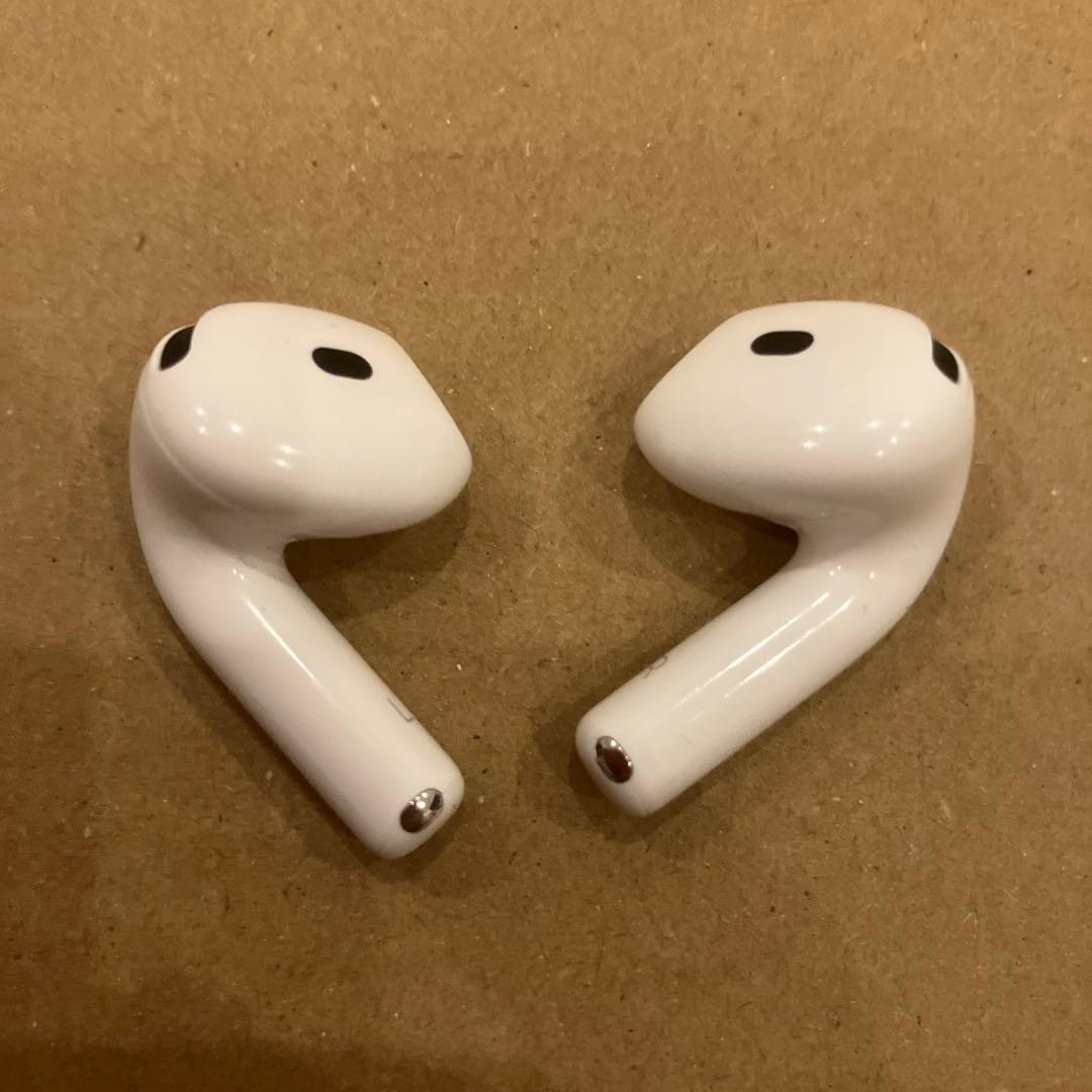 Apple AirPods4本体・充電ケース付き(ノイズキャンセリングなし)