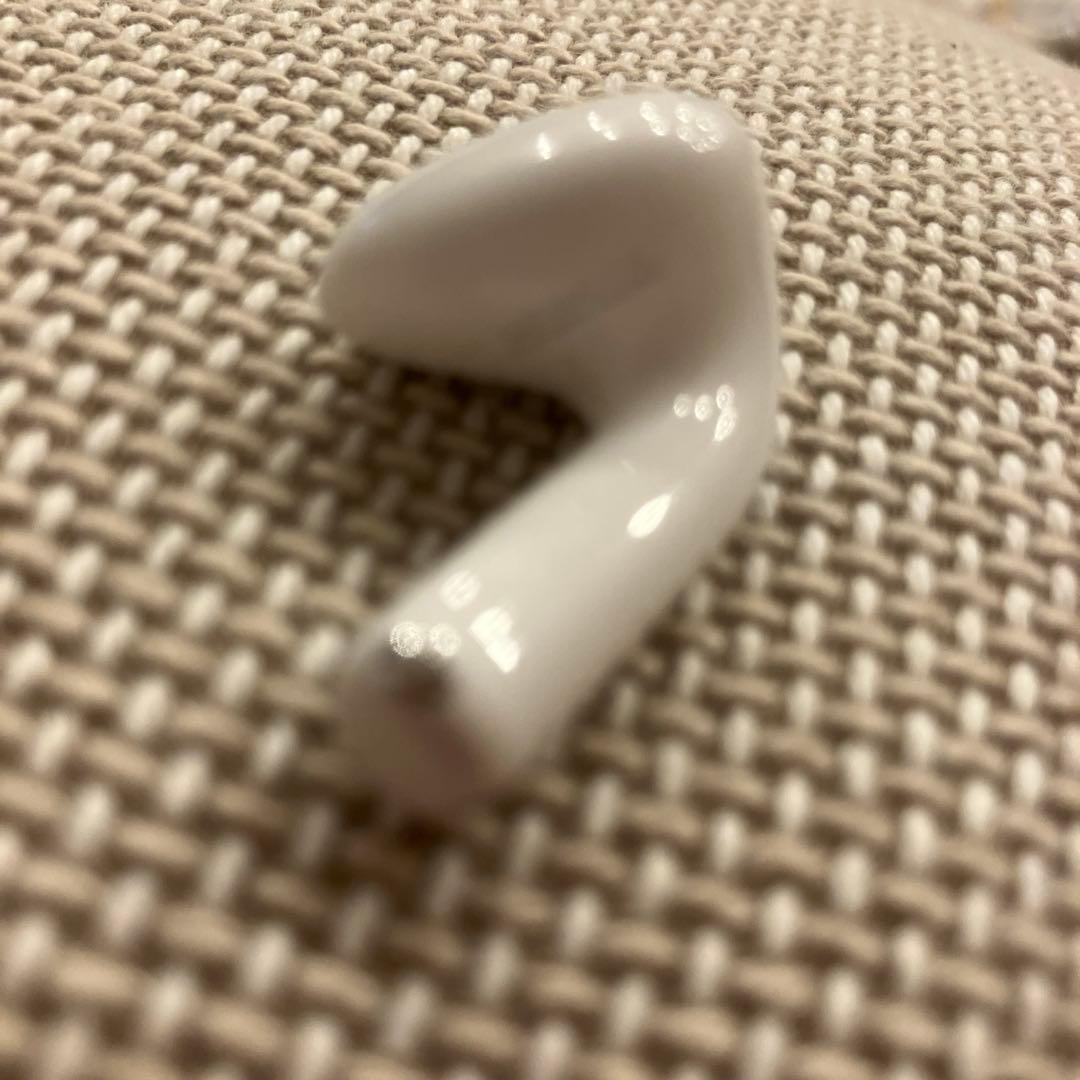 Apple AirPods4本体・充電ケース付き(ノイズキャンセリングなし)