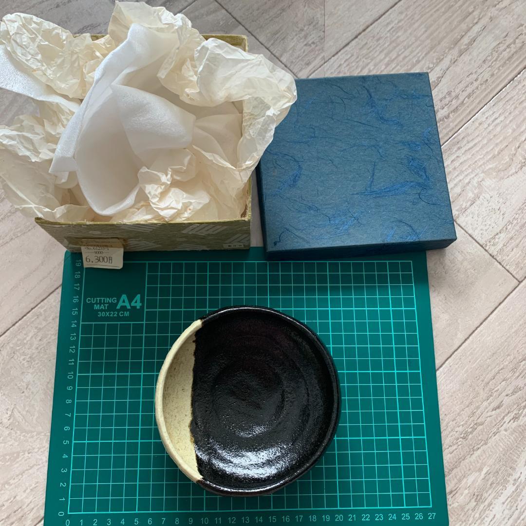 林陶造　馬盥茶碗　黒掛分け　印　紙箱　古道具　茶道具