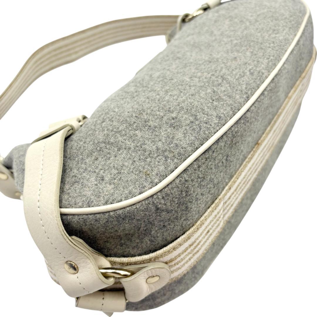 良品　バーバリー　ブルーレーベル　ワンショルダーバッグ　肩掛け　Burberry