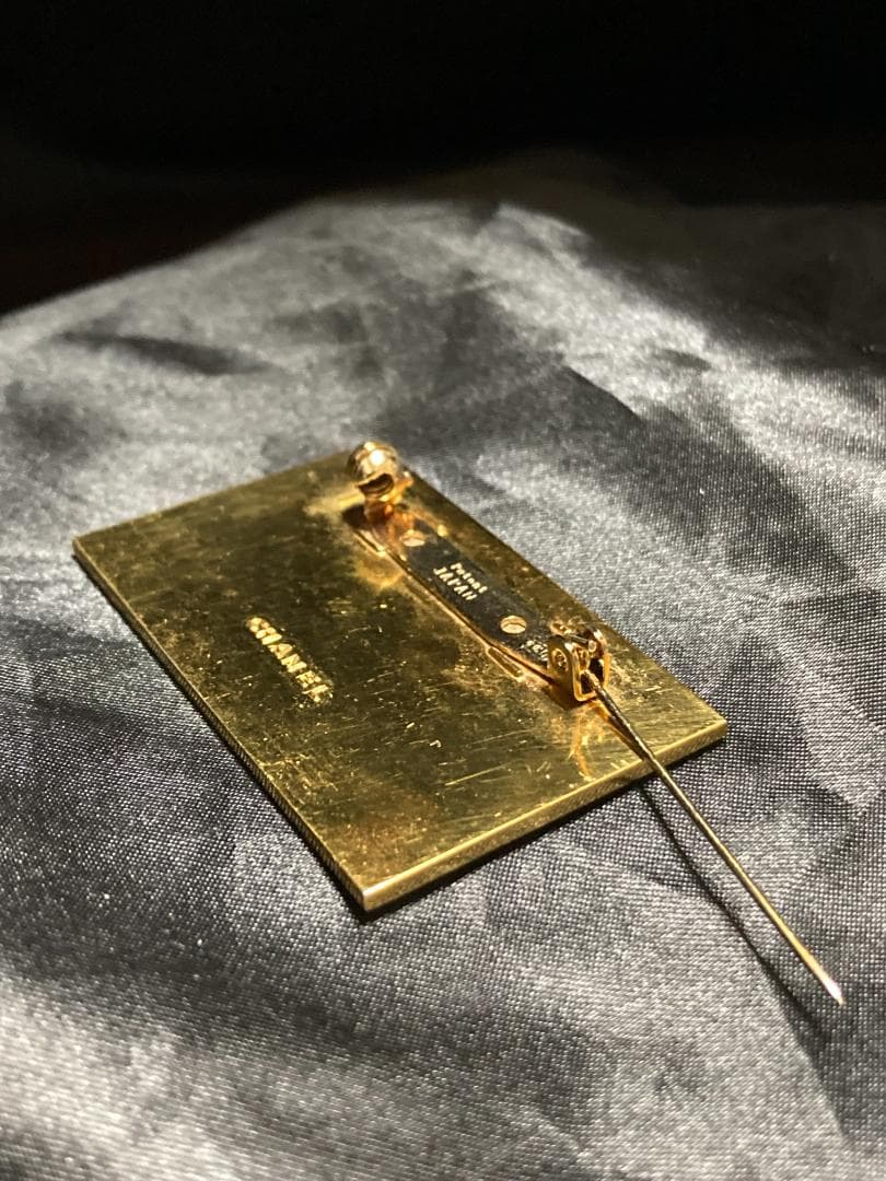 シャネル プレート ブローチ ココマーク ロゴ ゴールド GP