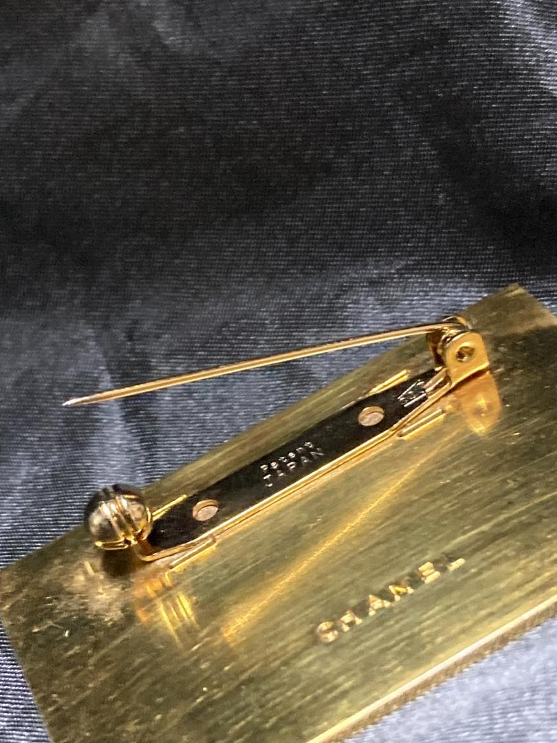 シャネル プレート ブローチ ココマーク ロゴ ゴールド GP