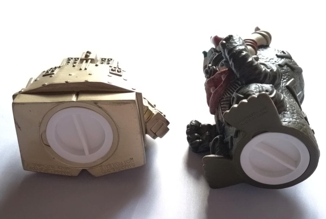 ご当地ウルトラマン 30+3個　カネゴンバルタンピグモンセブン地域限定ストラップ