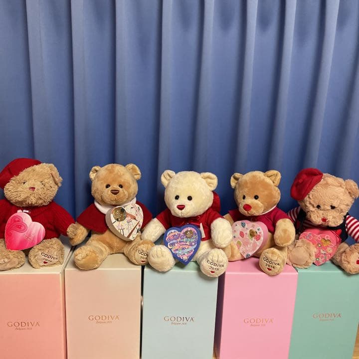 GODIVAバレンタインデーくまちゃんぬいぐるみテディベアセット