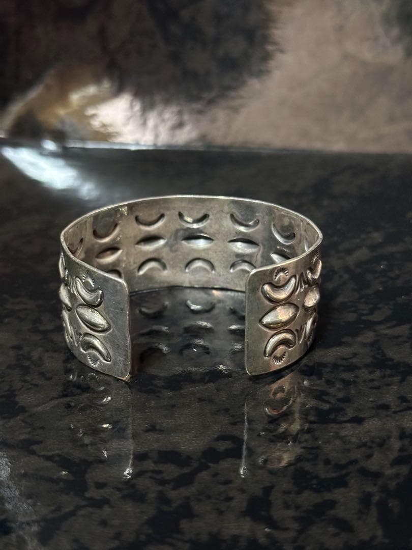 アクセサリー Navajo Allen Lee Sterling Bangle