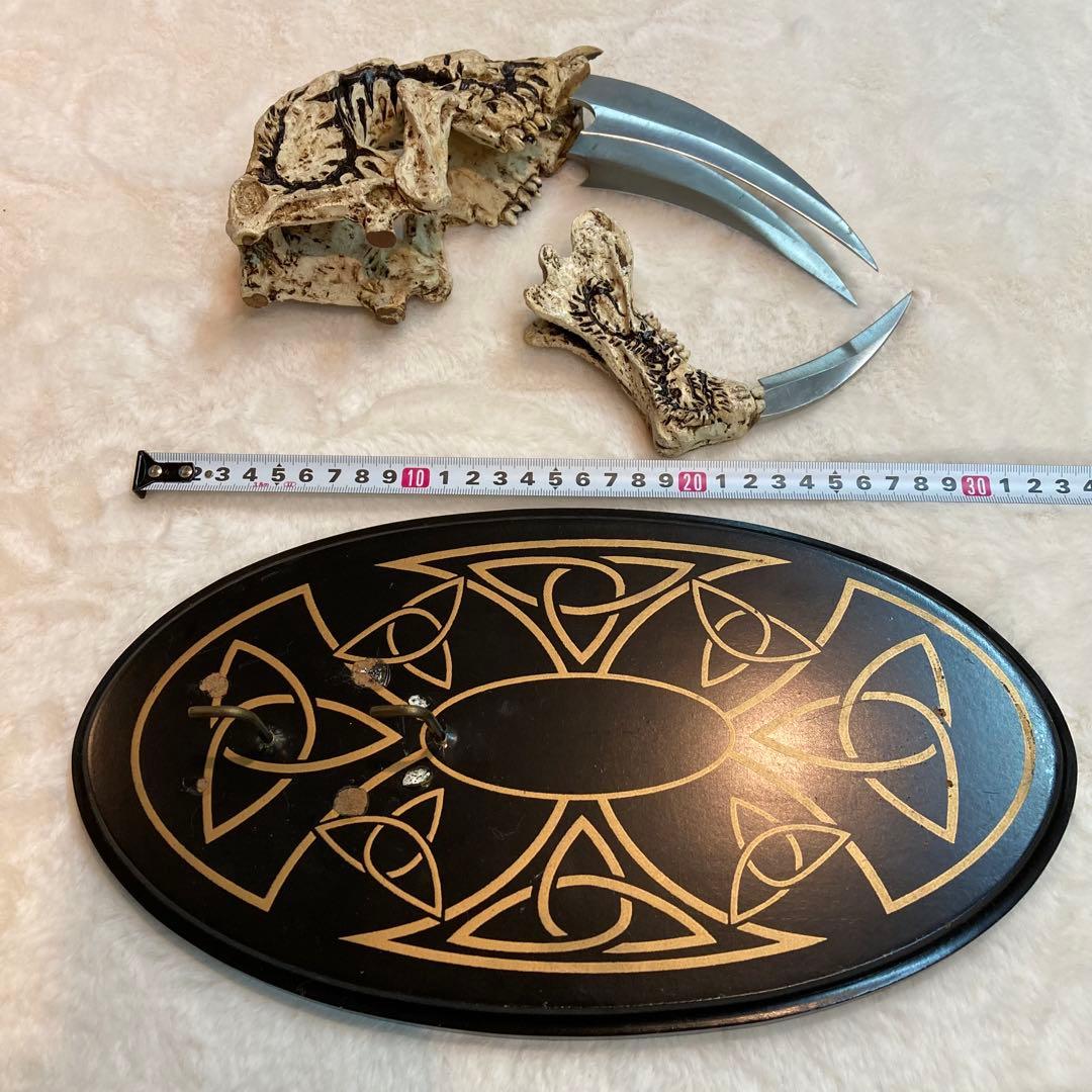 サーベルタイガー頭骨 ナイフ カランビット風 スカル オブジェ