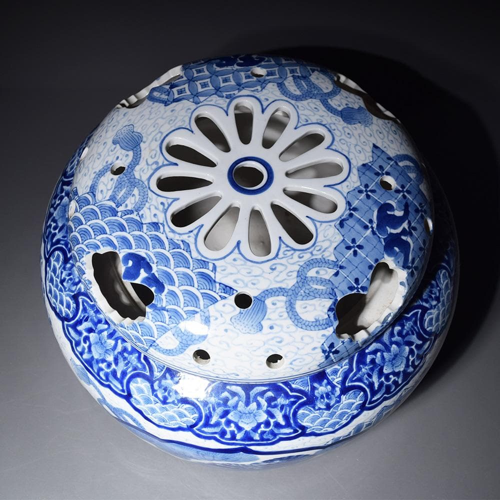 有田焼 染付 地紋松鷹文窓絵 大香炉 香炉 アロマ 骨董 古美術 アンティーク