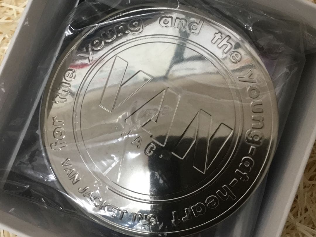 VAN JAC ヴァンヂャケット グリルカーバッジ 未使用！
