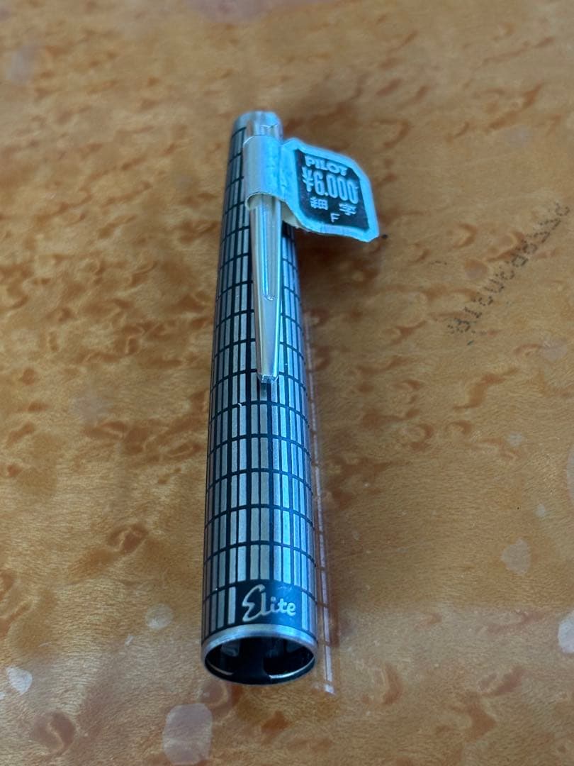 万年筆　パイロット　エリート　PILOT ELite シルバー 18K 細字
