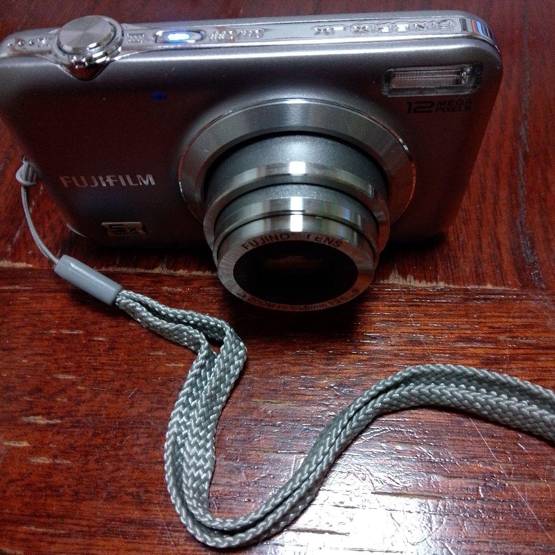 FUJIFILM FINEPIX JX200 本体と付属品