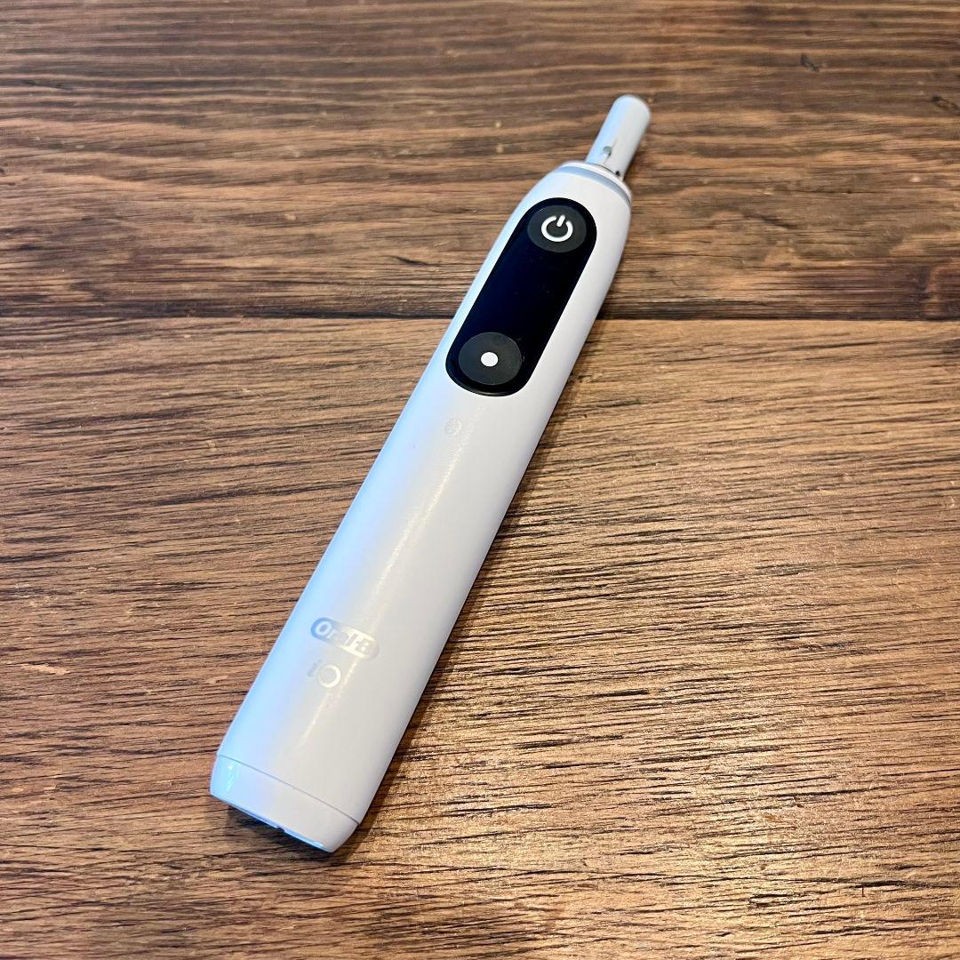 BRAUN オーラルb io 電動歯ブラシ type3758 【本体のみ】