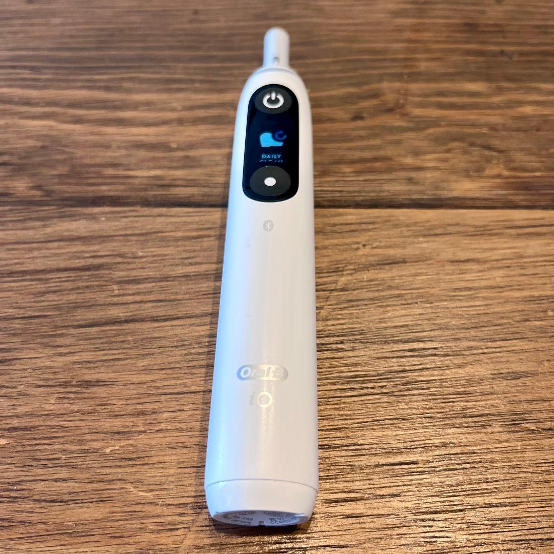 BRAUN オーラルb io 電動歯ブラシ type3758 【本体のみ】