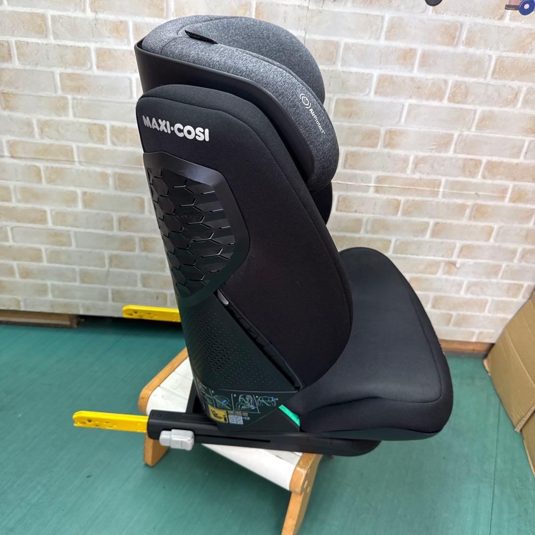 マキシコシ　ジュニアシート　isofix 1才から　RodiFix Pro