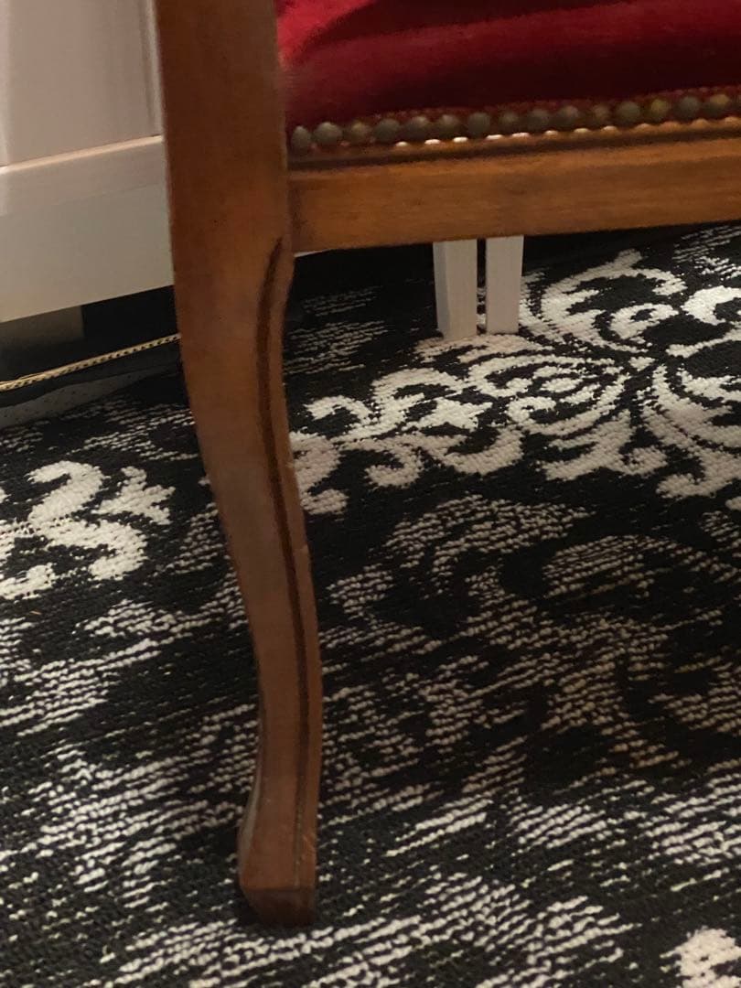 希少♦️猫脚♦️巻肘♦️彫刻♦️鋲打♦️チェスターフィールド アンティークソファ♦️美品♦️赤