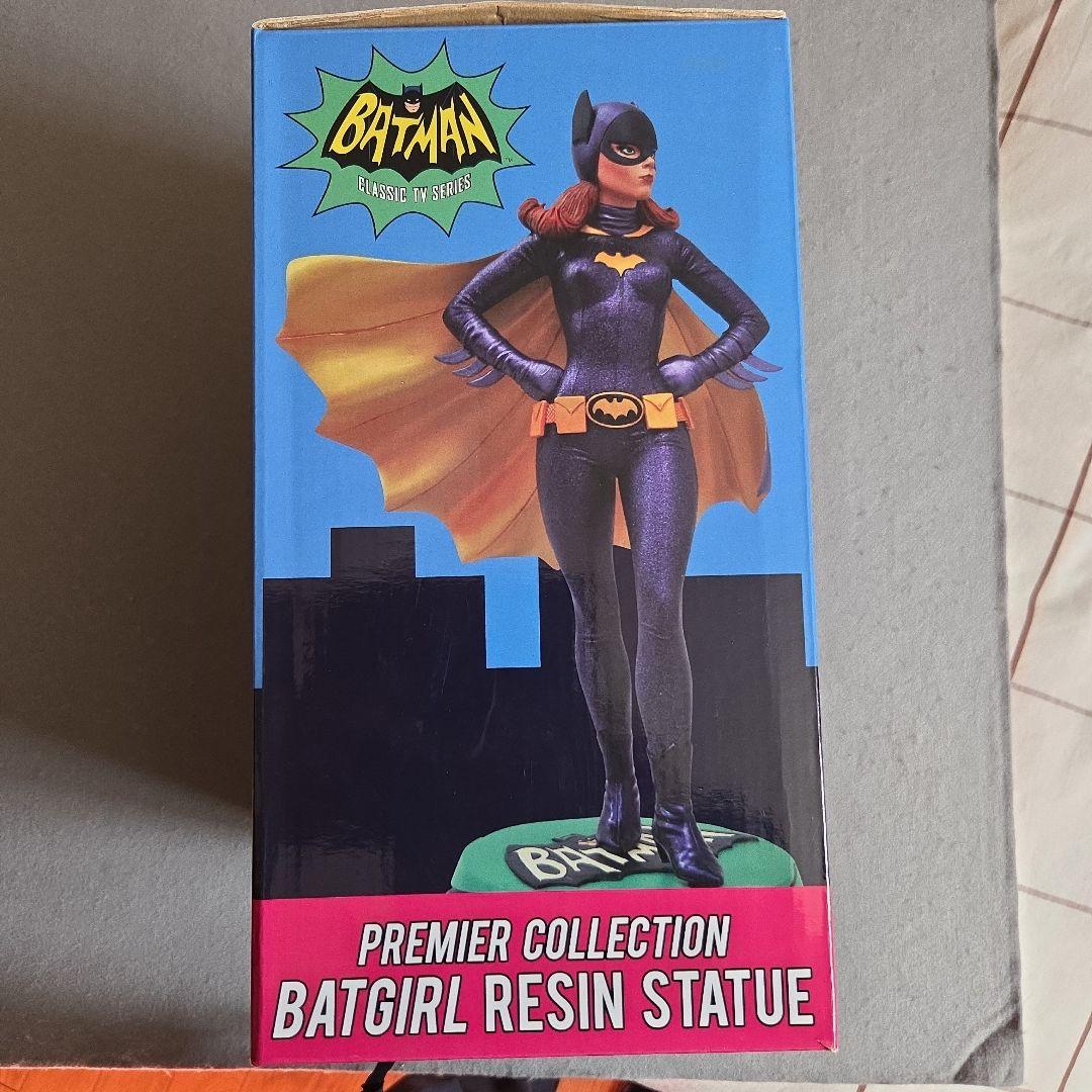バットガール レジンスタチュー 1966体限定