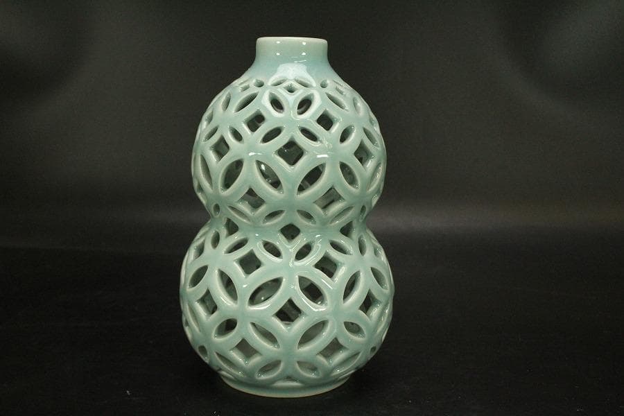 茶道具 青磁 七宝透かし 尺立 平戸悦山作 共箱(A810)