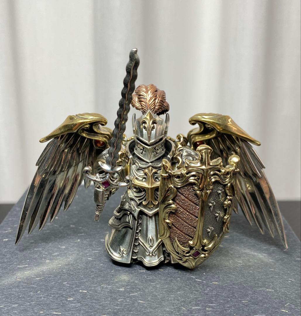 ★ 新品 未使用 早い者勝ち COPPERTIST.WU 真紅のテンプル騎士団像