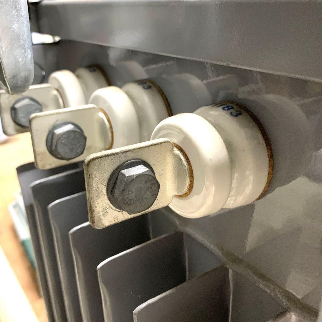 トランス【117kg】【30kVA】2014年