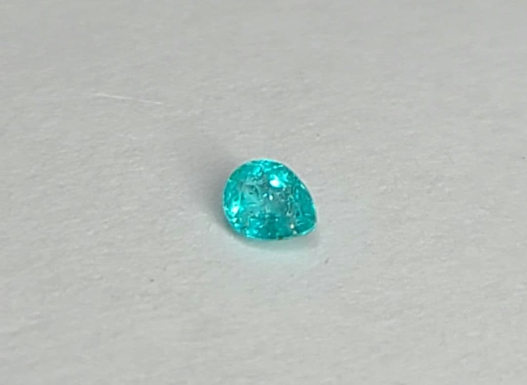 とても可愛いペアシェイプ!★ブラジルバターリャパライバトルマリン★オーダー受付中