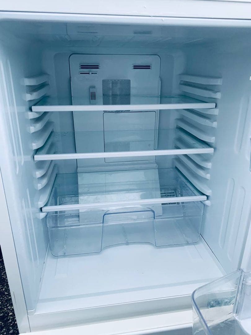 ♻️ユーイング ノンフロン冷凍冷蔵庫　UR-F110H