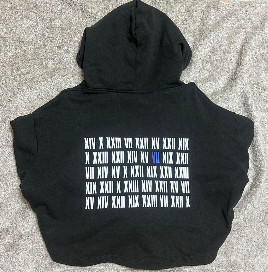 Travis Japan VIIsualパーカー