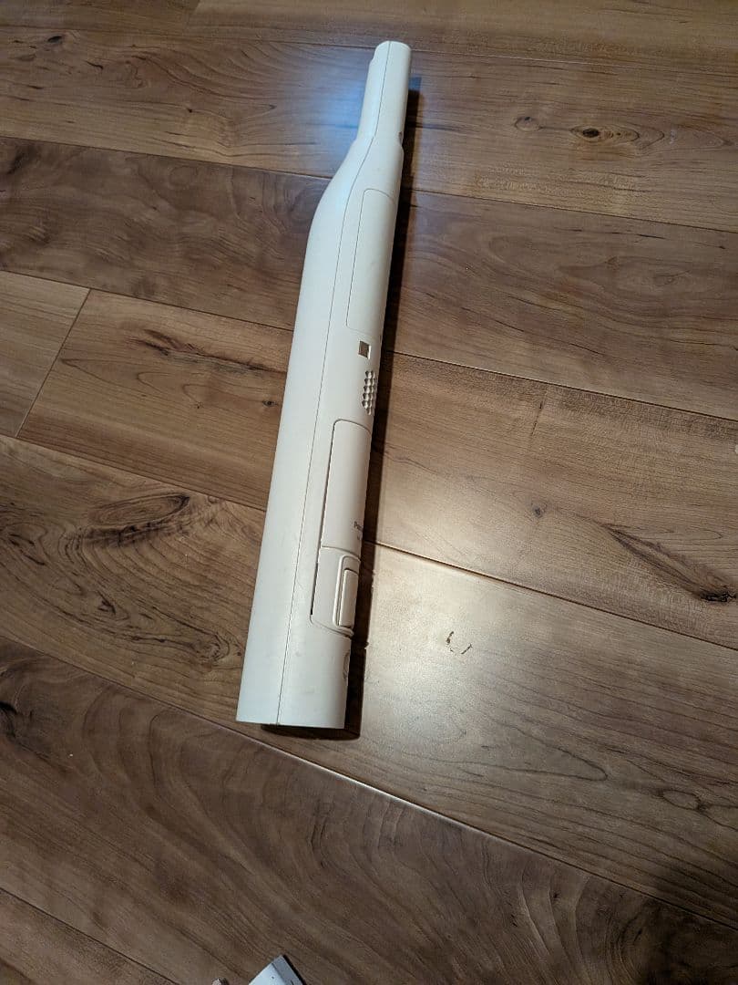 Panasonic MC-NS10K コードレス掃除機 2022年製