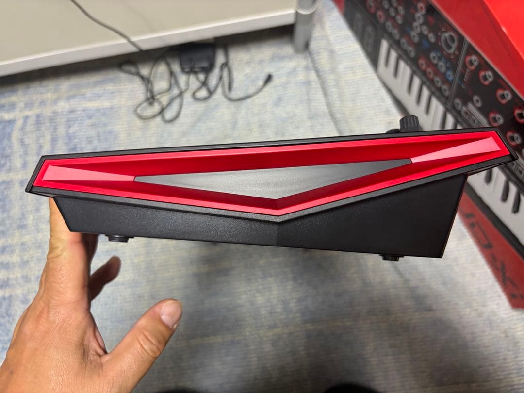 Roland JD-Xi シンセサイザー 外箱とソフトケース付