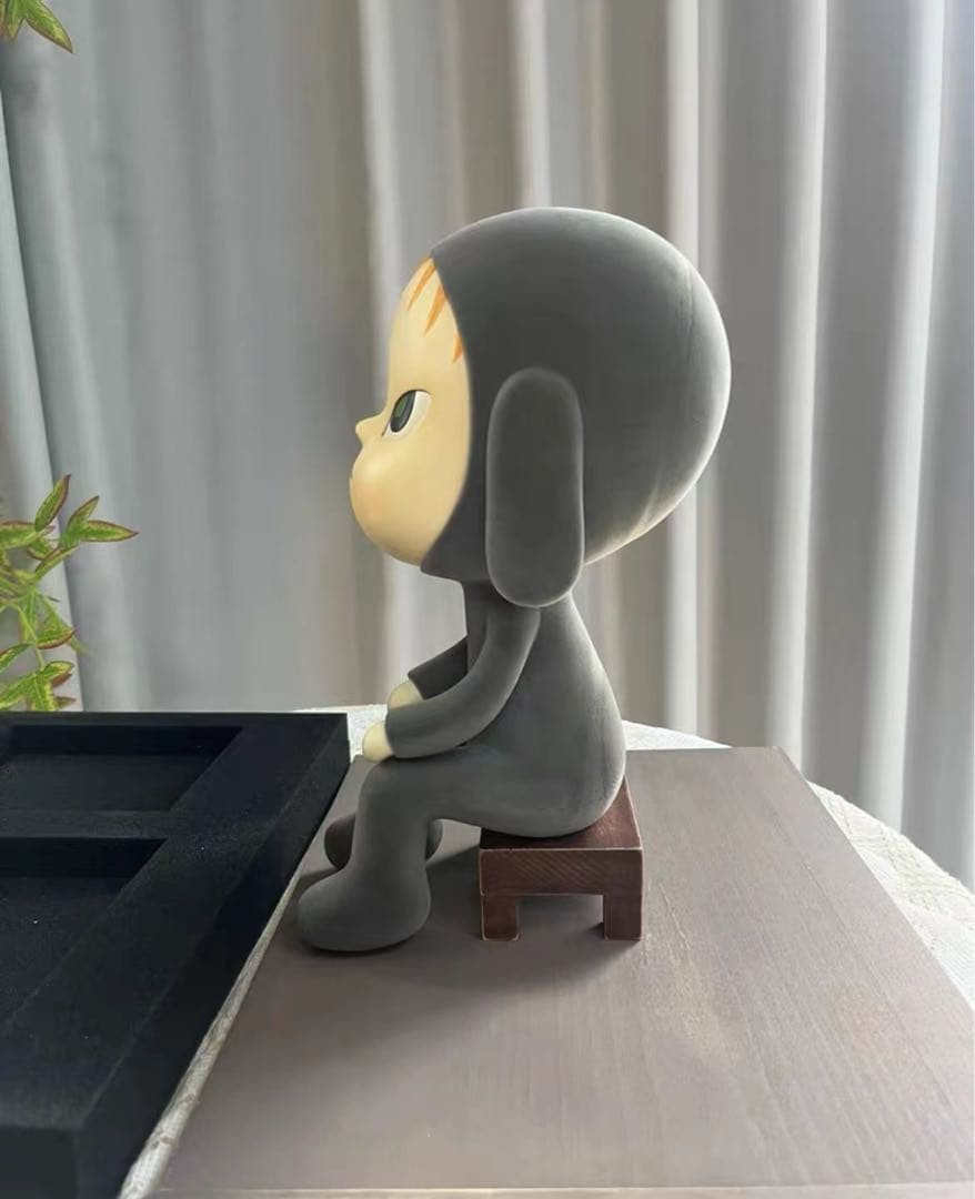 奈良 美智 Sleepless Night (Sitting)