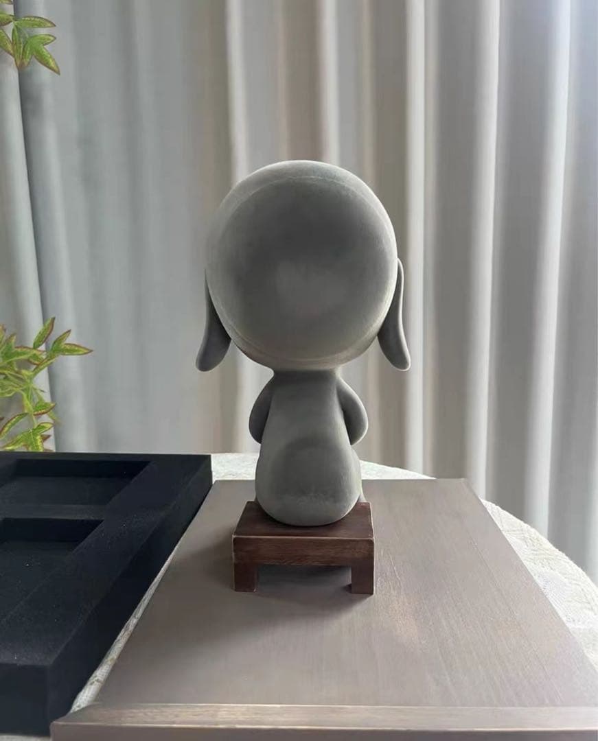 奈良 美智 Sleepless Night (Sitting)