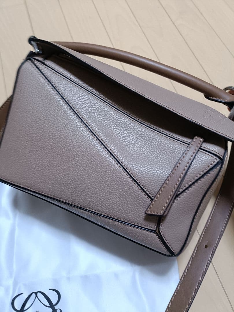 パズルバッグ　LOEWE　中古　袋あり