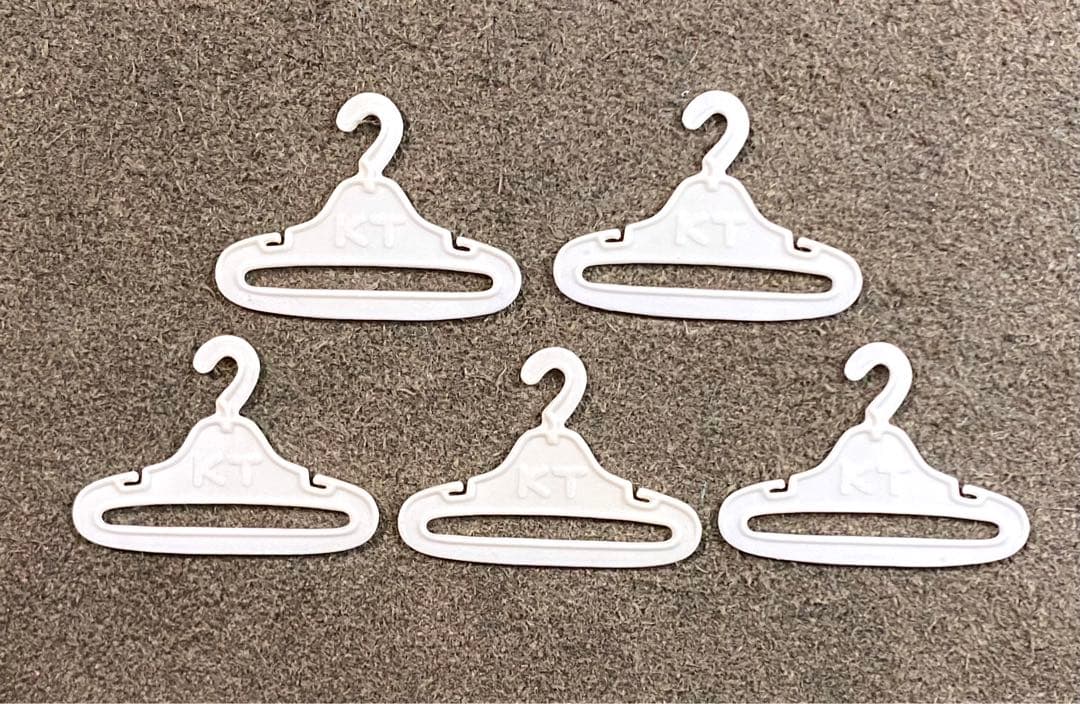 ハローキティ ドレスアップ コレクション マスコット 服 キャリーケース