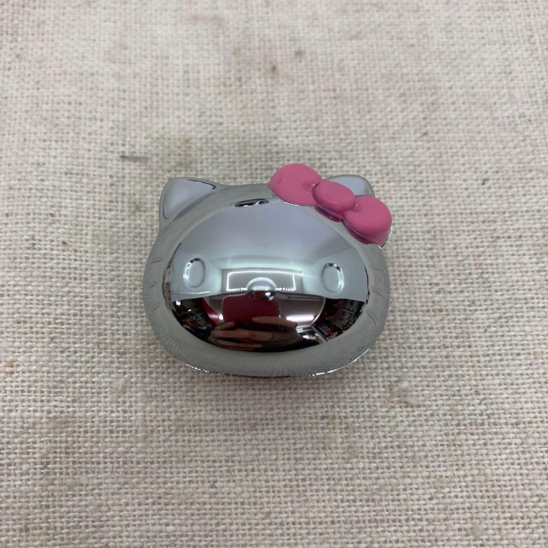 【未使用】ハローキティ　ナンバープレート　ボルトキャップ　カーグッズ　サンリオ