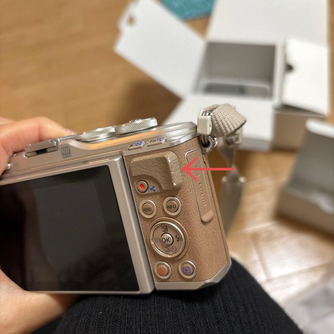 OLYMPUS PEN E−PL9 ダブルズームキット