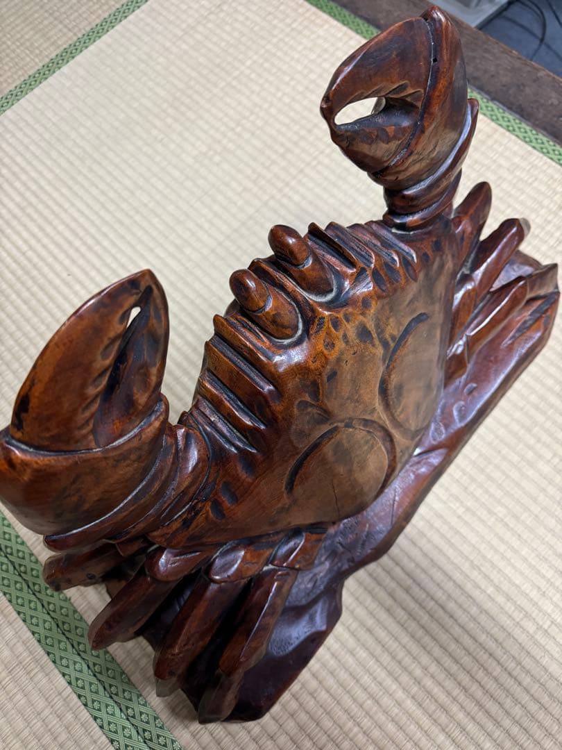 【貴重品】特大木製カニの彫刻 約40cm x 25cm
